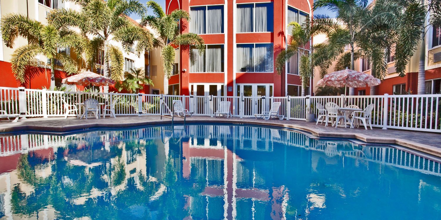 Holiday Inn Express & Suites Bradenton West, Bradenton, FL Jobs