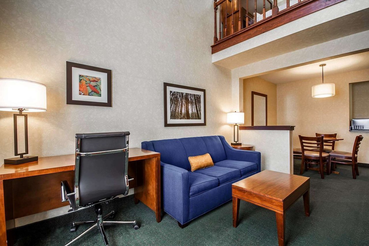 Comfort Suites Appleton Airport Appleton Wi Jobs Hospitality