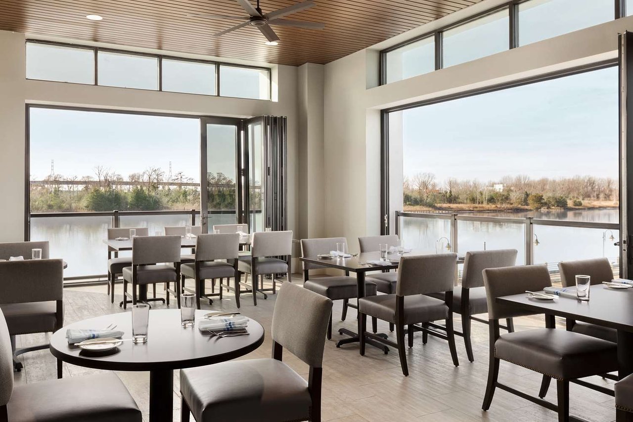 Embassy Suites Hilton Wilmington Riverfront  Wilmington  Jobs