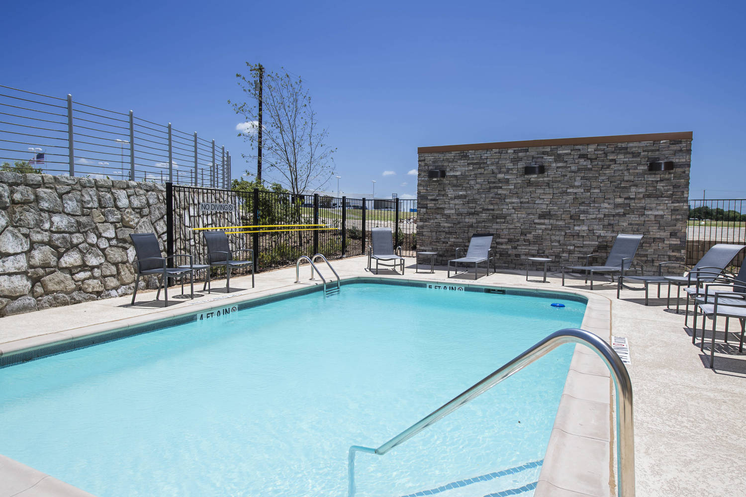 Fairfield Inn Suites Dallas Waxahachie  Waxahachie  Jobs