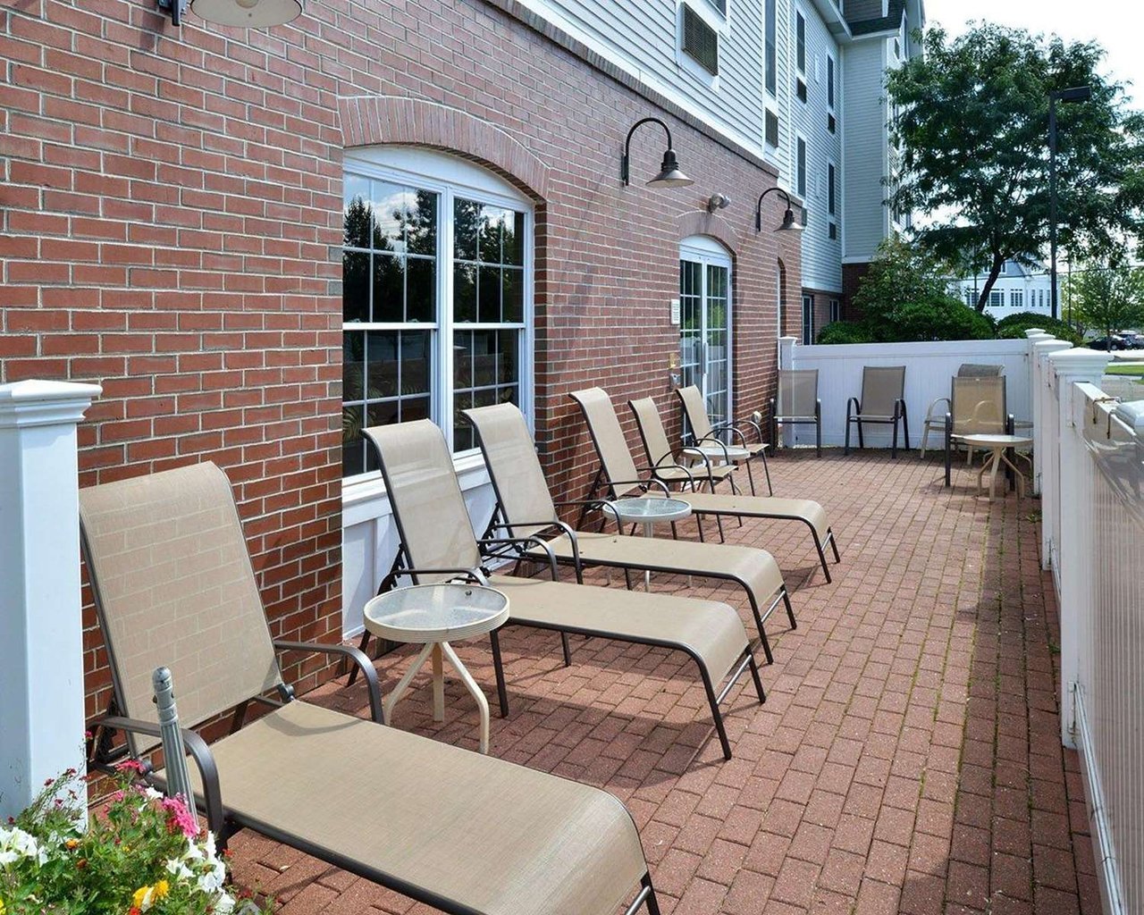 Comfort Inn And Suites Dover Dover Nh Jobs Hospitality Online