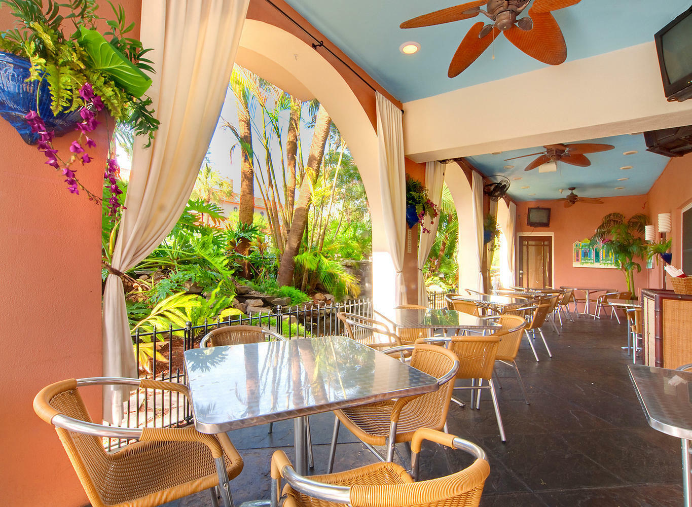 Photo of Tahitian Inn, Tampa, FL