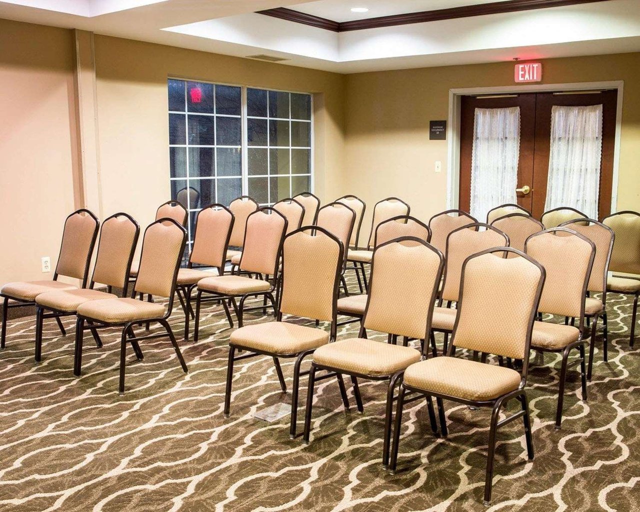 Comfort Suites Newark Newark Nj Jobs Hospitality Online