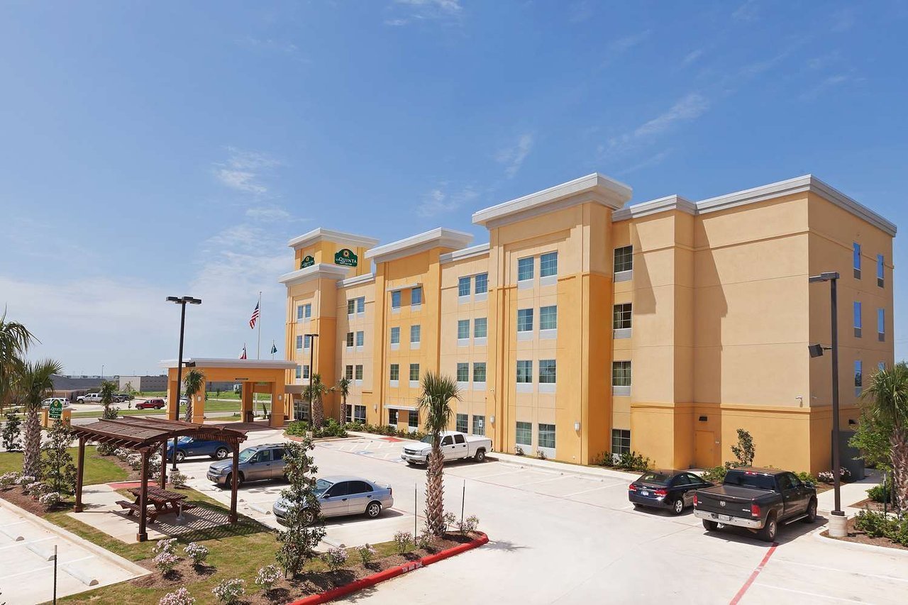 La Quinta by Wyndham Pearsall, Pearsall, TX Jobs Hospitality Online