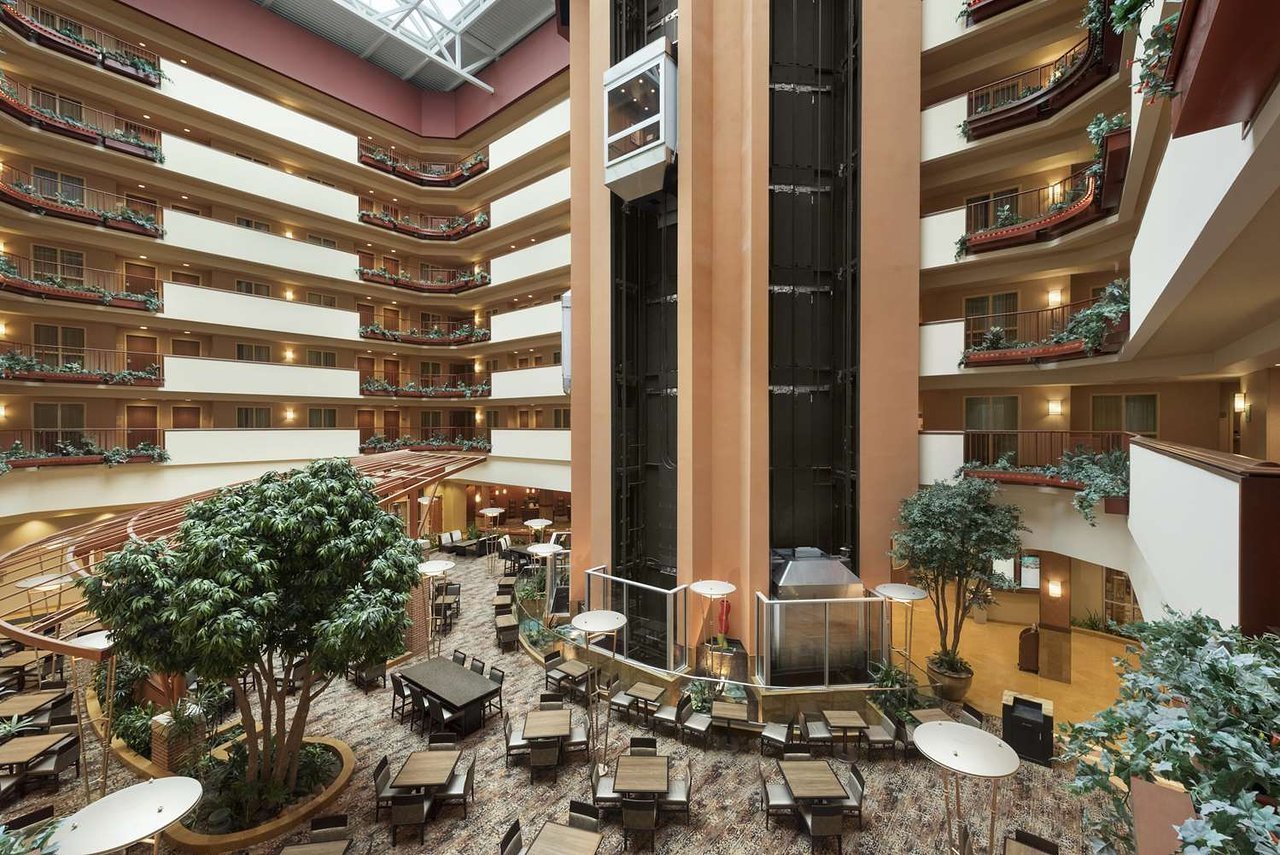 Jobs at Embassy Suites by Hilton Omaha La Vista Hotel ...
