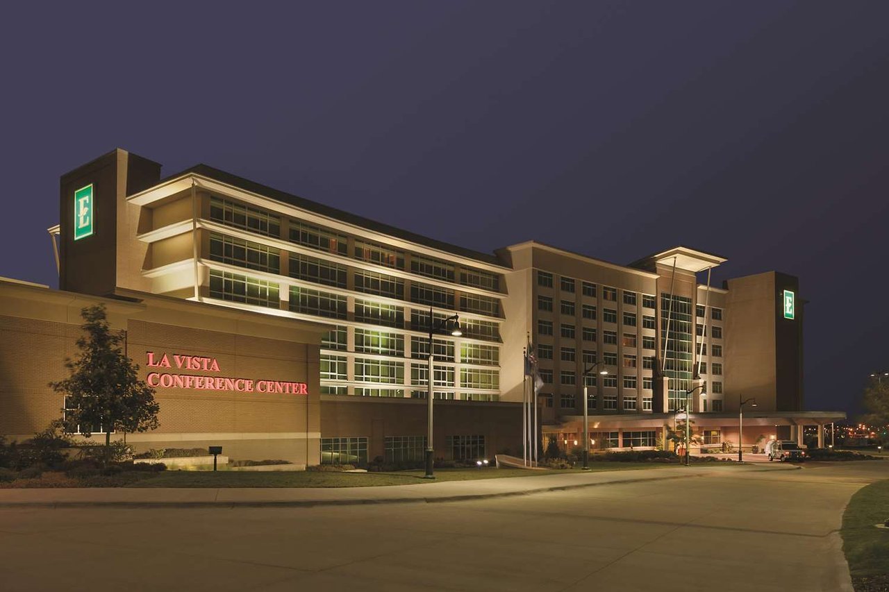 Embassy Suites by Hilton Omaha La Vista Hotel & Conference Center, La