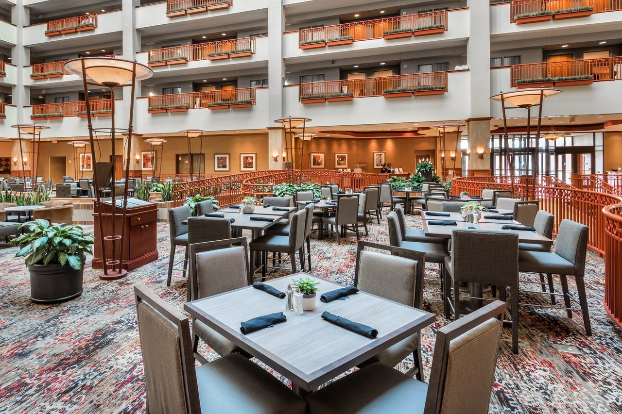 Embassy Suites by Hilton St. Louis St. Charles, Saint Charles, MO Jobs