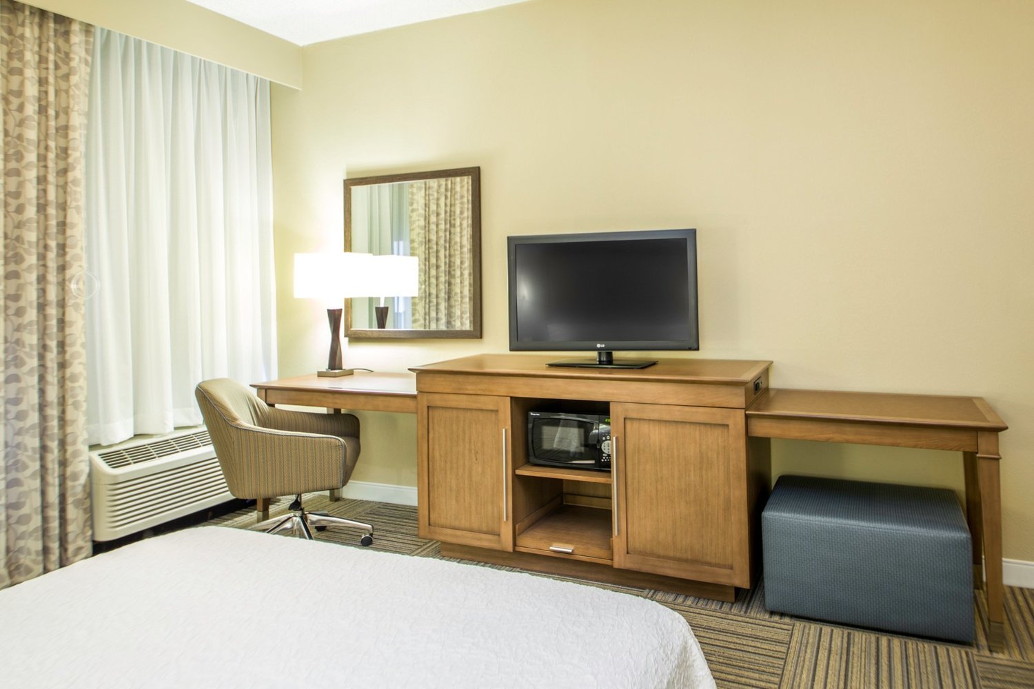 Hampton Inn Philadelphia-International Airport, Philadelphia, PA Jobs