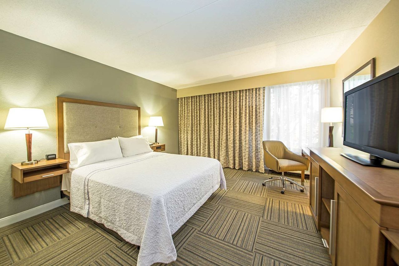 Hampton Inn Philadelphia-International Airport, Philadelphia, PA Jobs