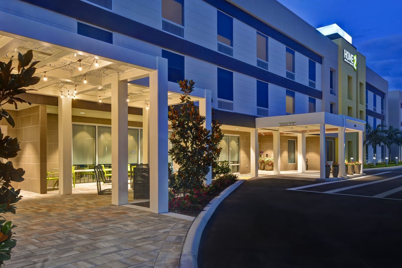 Home2 Suites by Hilton Naples I75 Pine Ridge Road, Naples