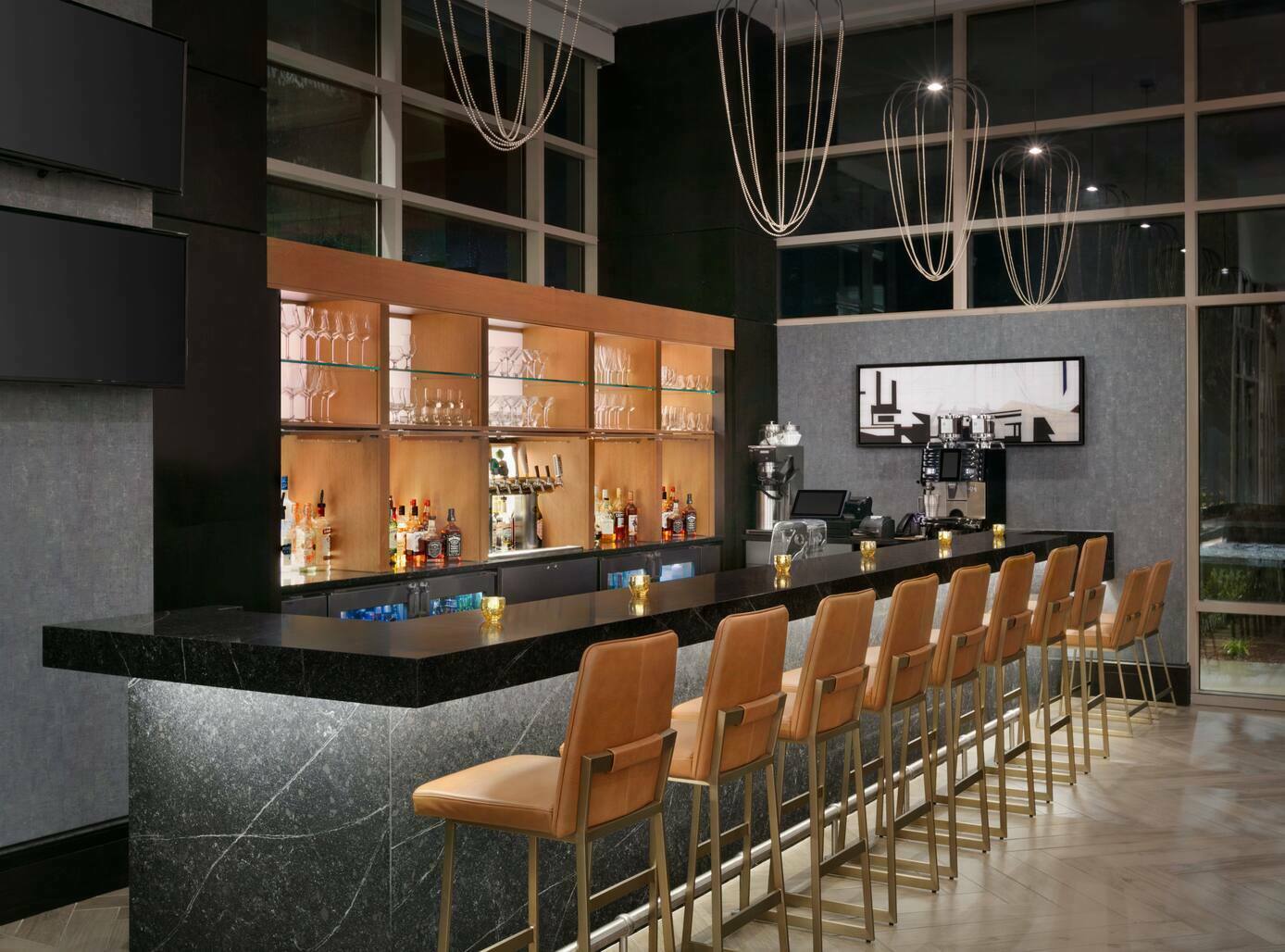 Laundry Attendant Trabajo Hilton Alpharetta Atlanta, Alpharetta, GA