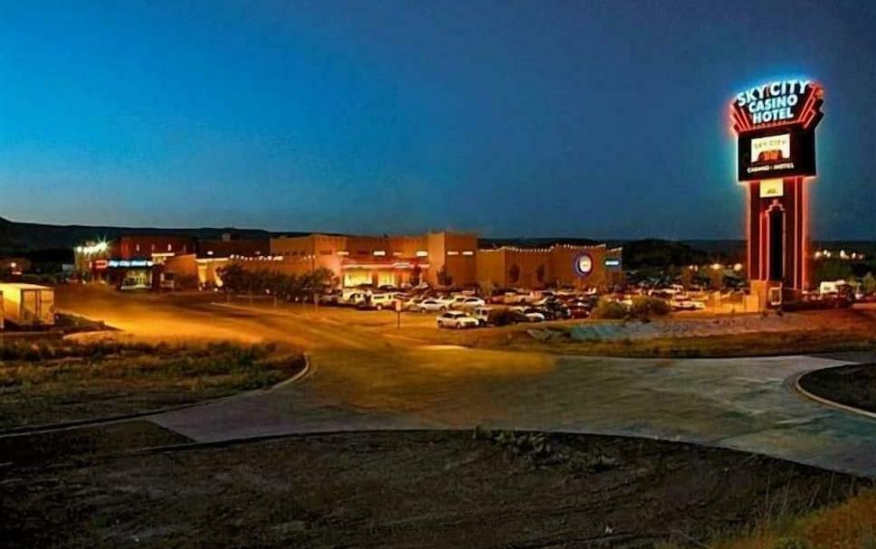 Director of Marketing Emploi, Sky City Casino Hotel, Pueblo of Acoma, NM