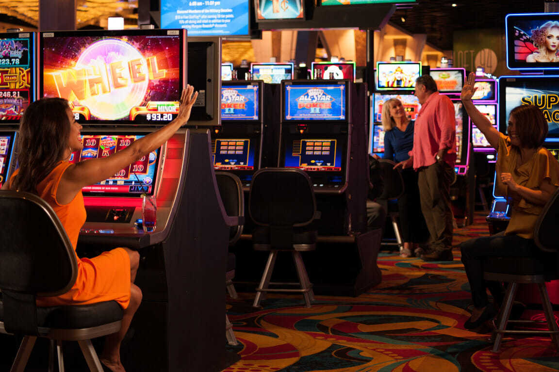 hollywood casino jamul bus schedule