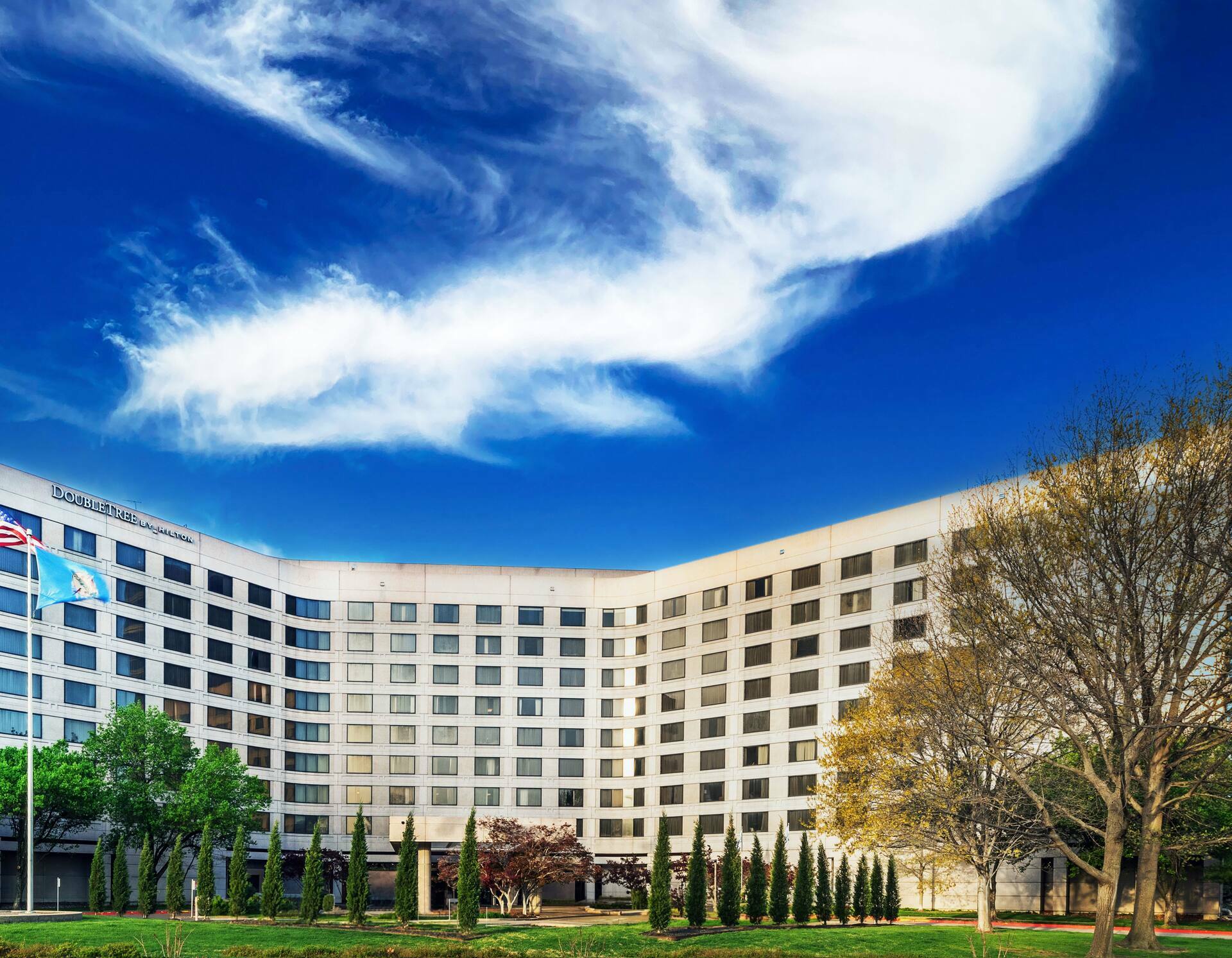 DoubleTree by Hilton Hotel Tulsa Warren Place, Tulsa, OK Jobs