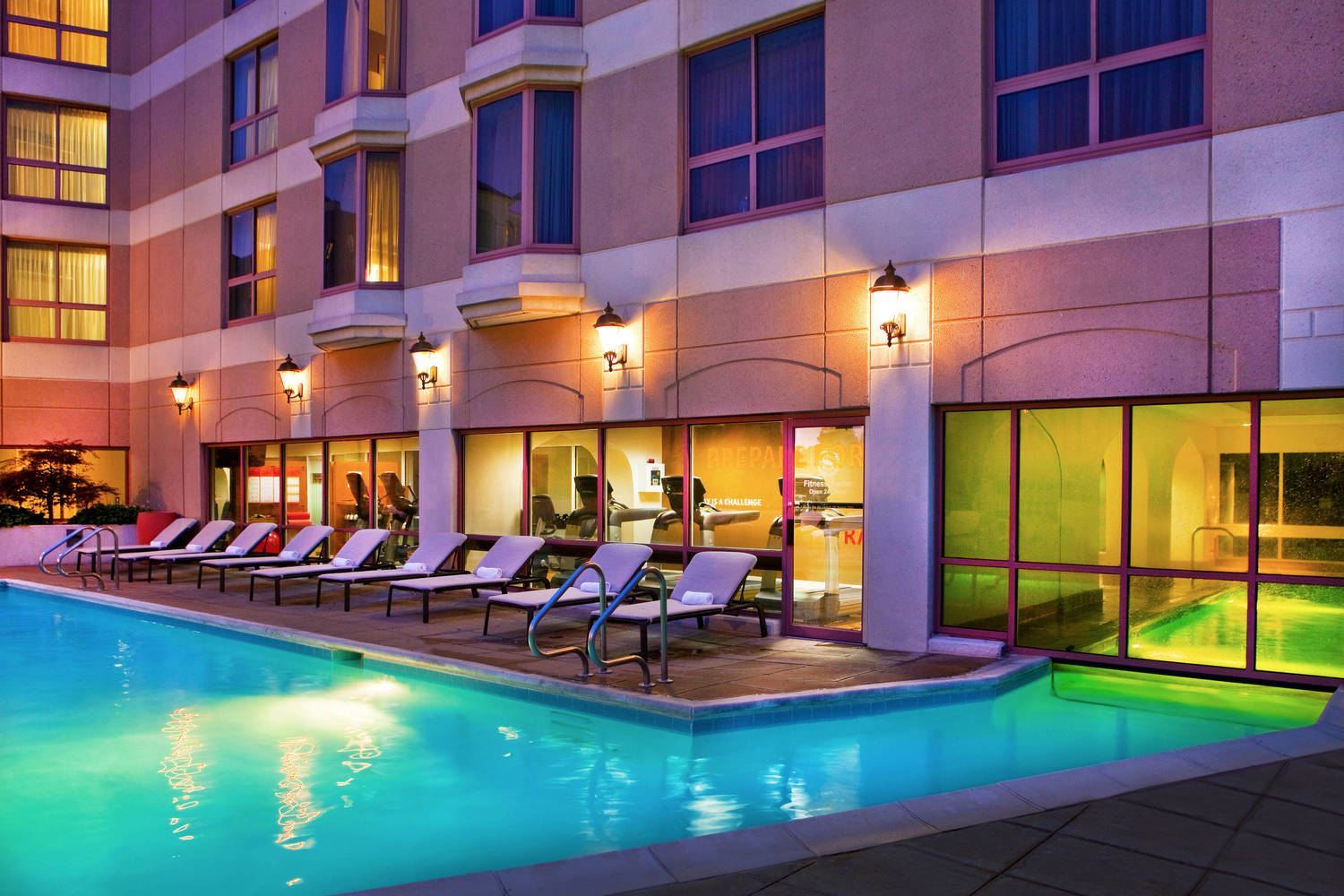 Restaurant Server AM Job Sheraton Suites Country Club Plaza Kansas 