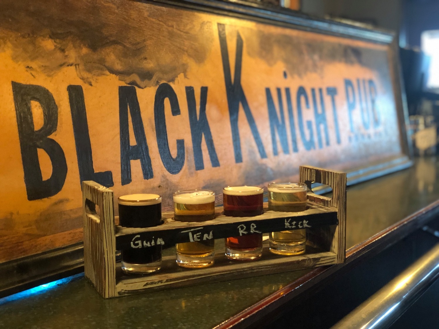 jobs-at-the-black-knight-pub-yellowknife-nt-canada-hospitality-online