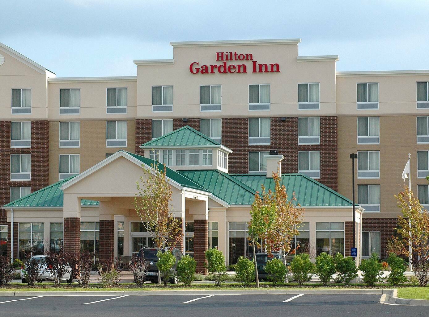 Photo of Hilton Garden Inn Chicagoland - Warrenville, Warrenville, IL