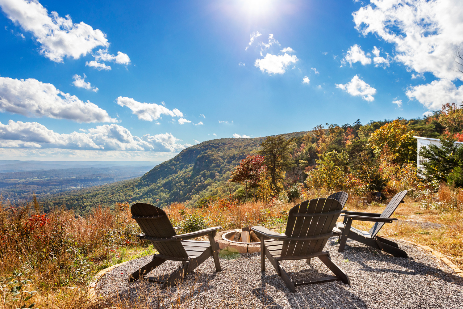 Bolt farm treehouse tennessee whitwell tn jobs hospitality online