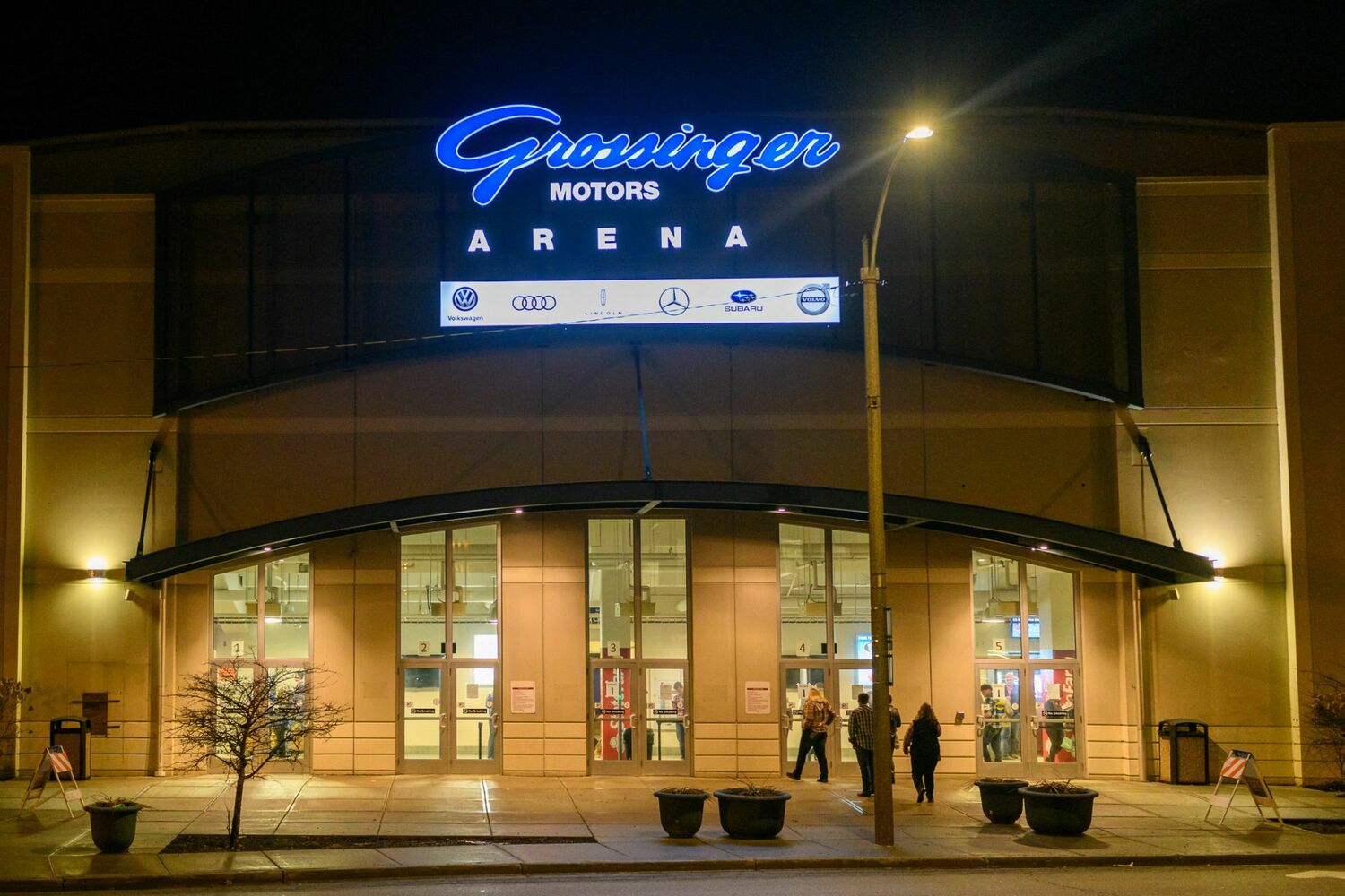 Grossinger Arena, Bloomington, IL Jobs Hospitality Online