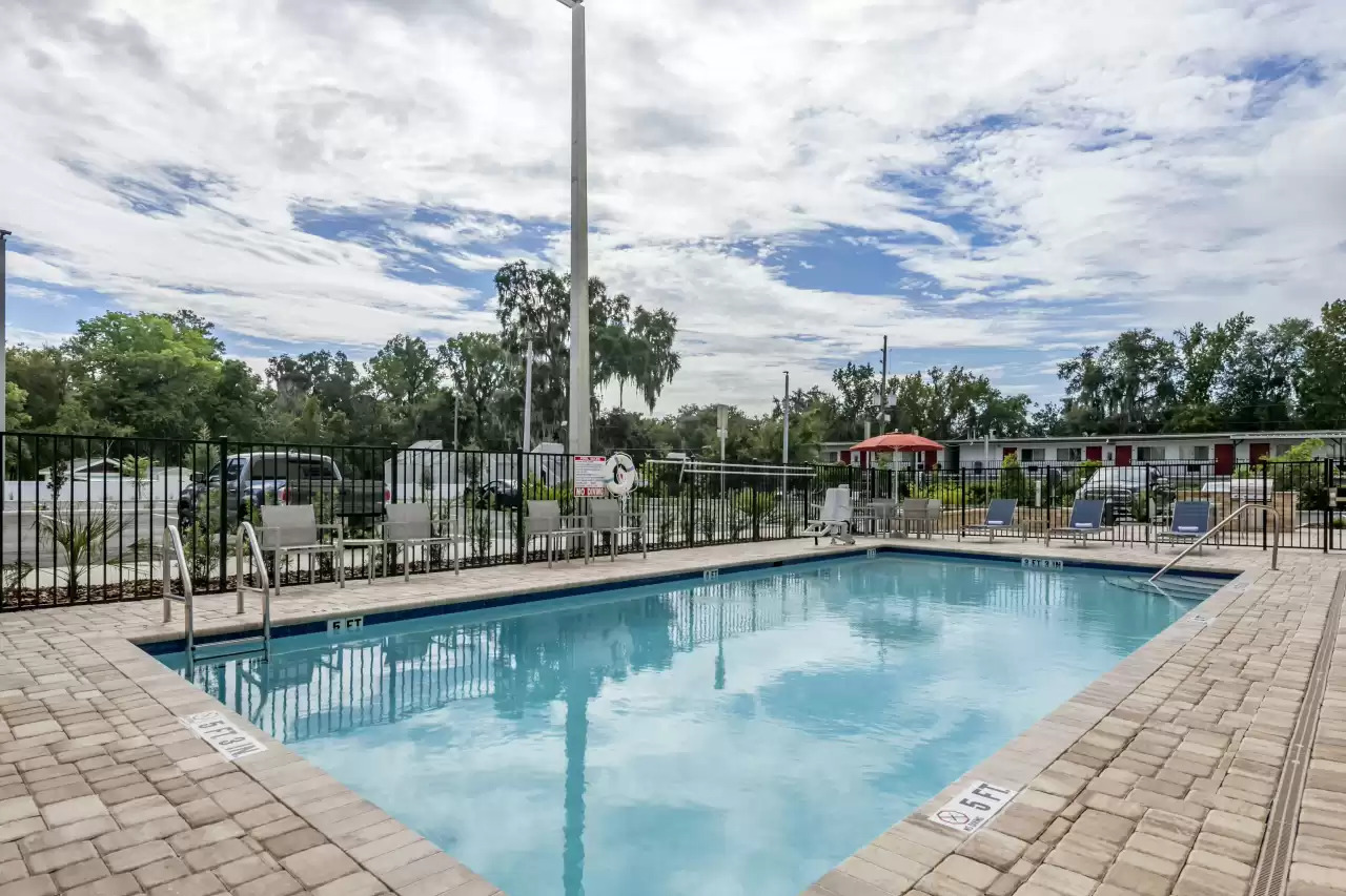 Comfort Suites Gainesville Near University, Gainesville, FL Jobs