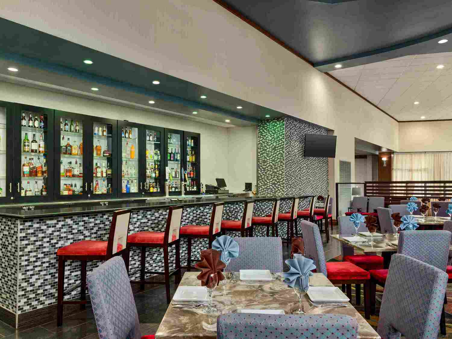 Holiday Inn Louisville East, Louisville, KY Jobs | Hospitality Online